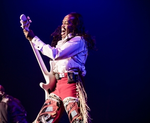 AMSTERDAM-HMH-EARTH WIND AND FIRE